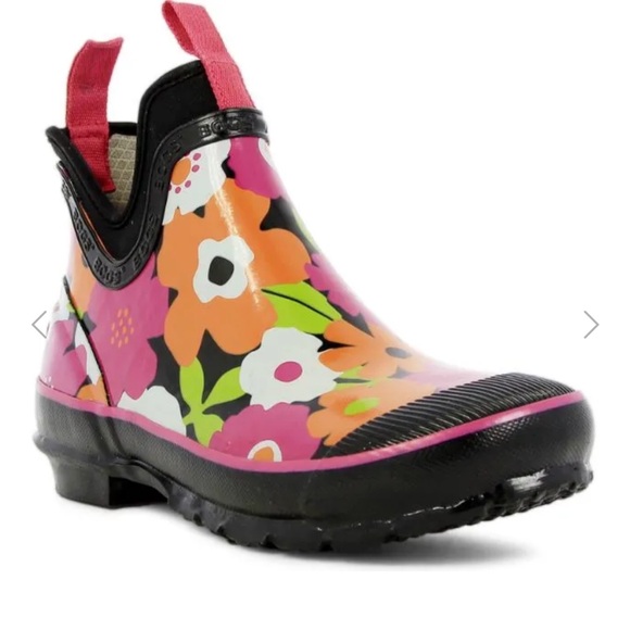 Bogs Shoes - BOGS Women’s Harper Spring Flowers Waterproof Boots – Black Multi – Size 8